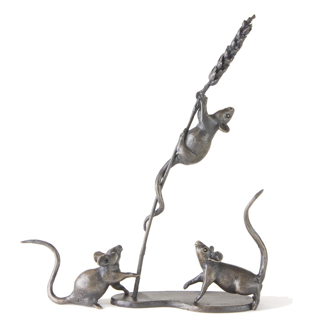 Bronze Mouse Sculpture: Playing Mouse by Jonathan Sanders - Image 4